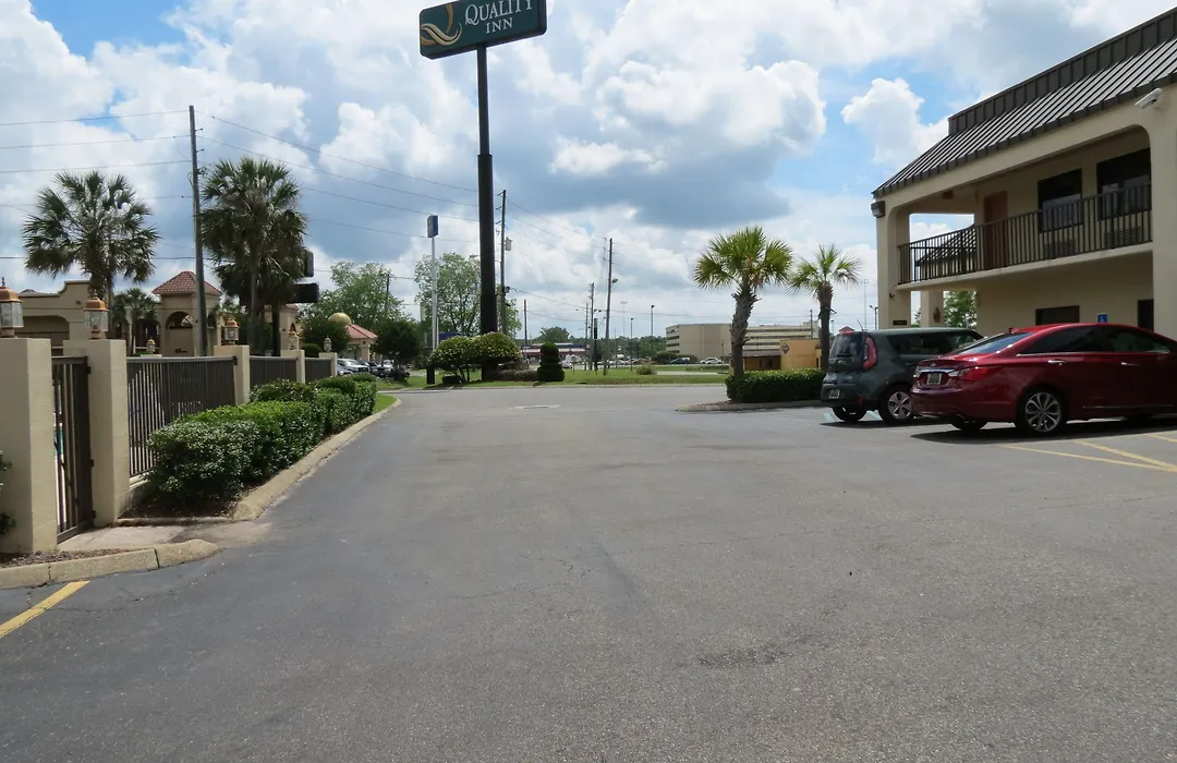 Quality Inn Mobile West Tillmans Corner-1